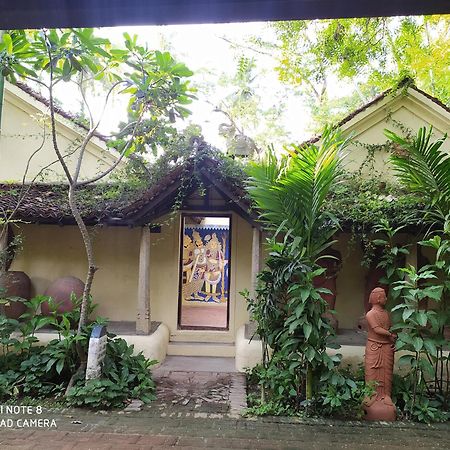 Indeco Hotels Swamimalai Kumbakonam Luaran gambar