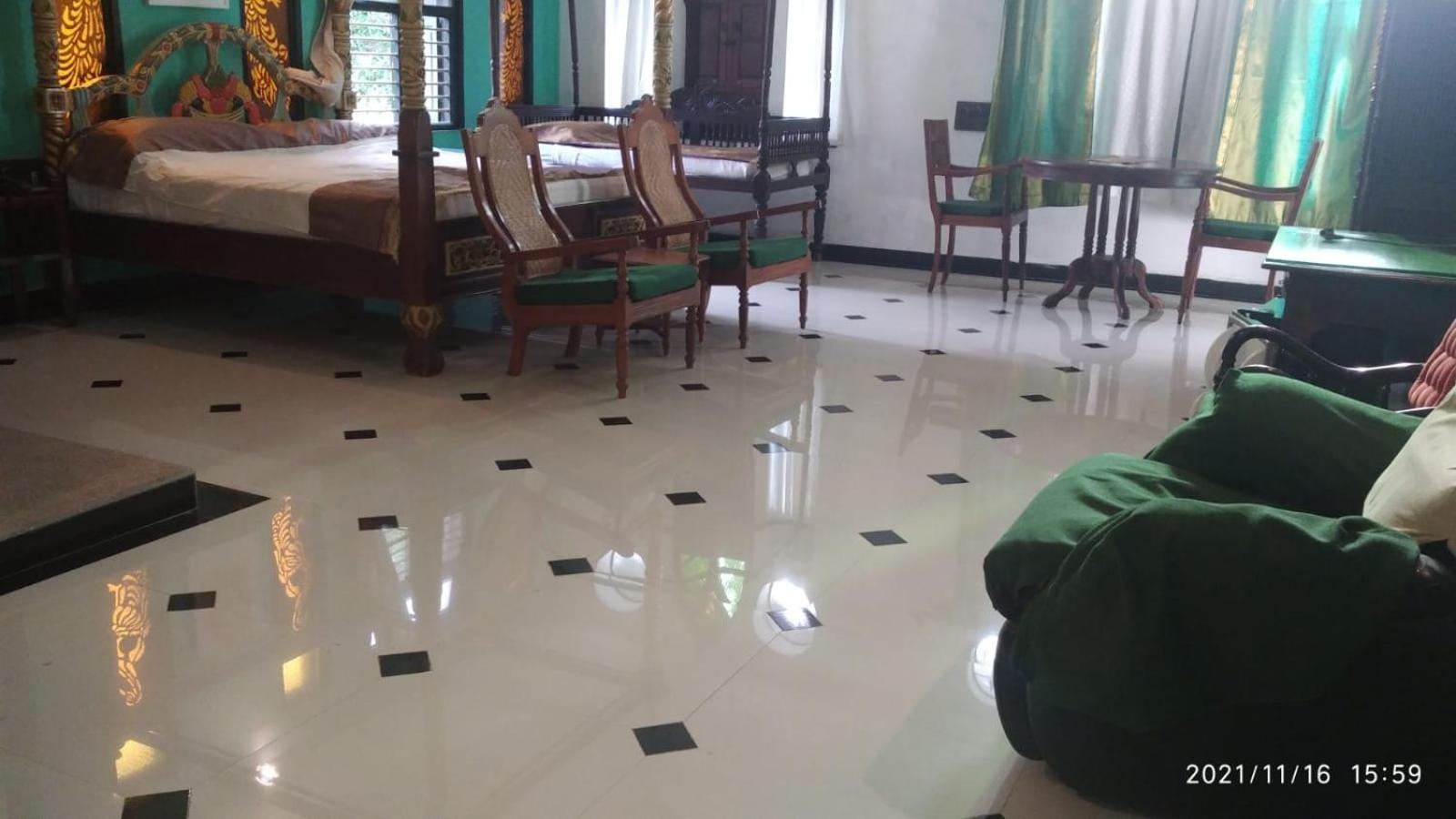 Indeco Hotels Swamimalai Kumbakonam Luaran gambar