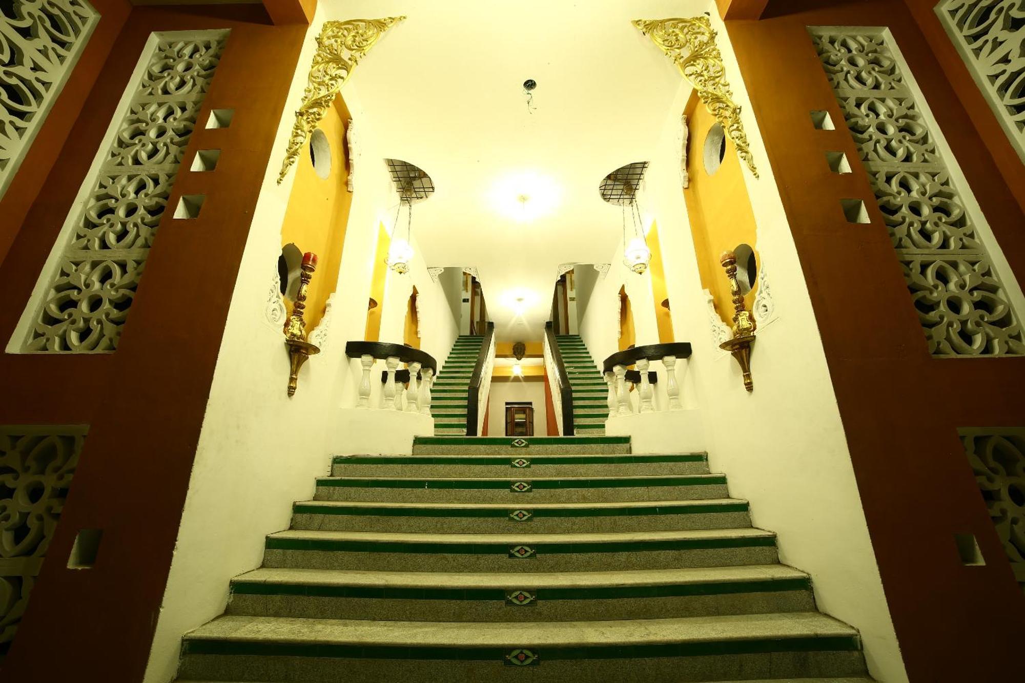Indeco Hotels Swamimalai Kumbakonam Luaran gambar