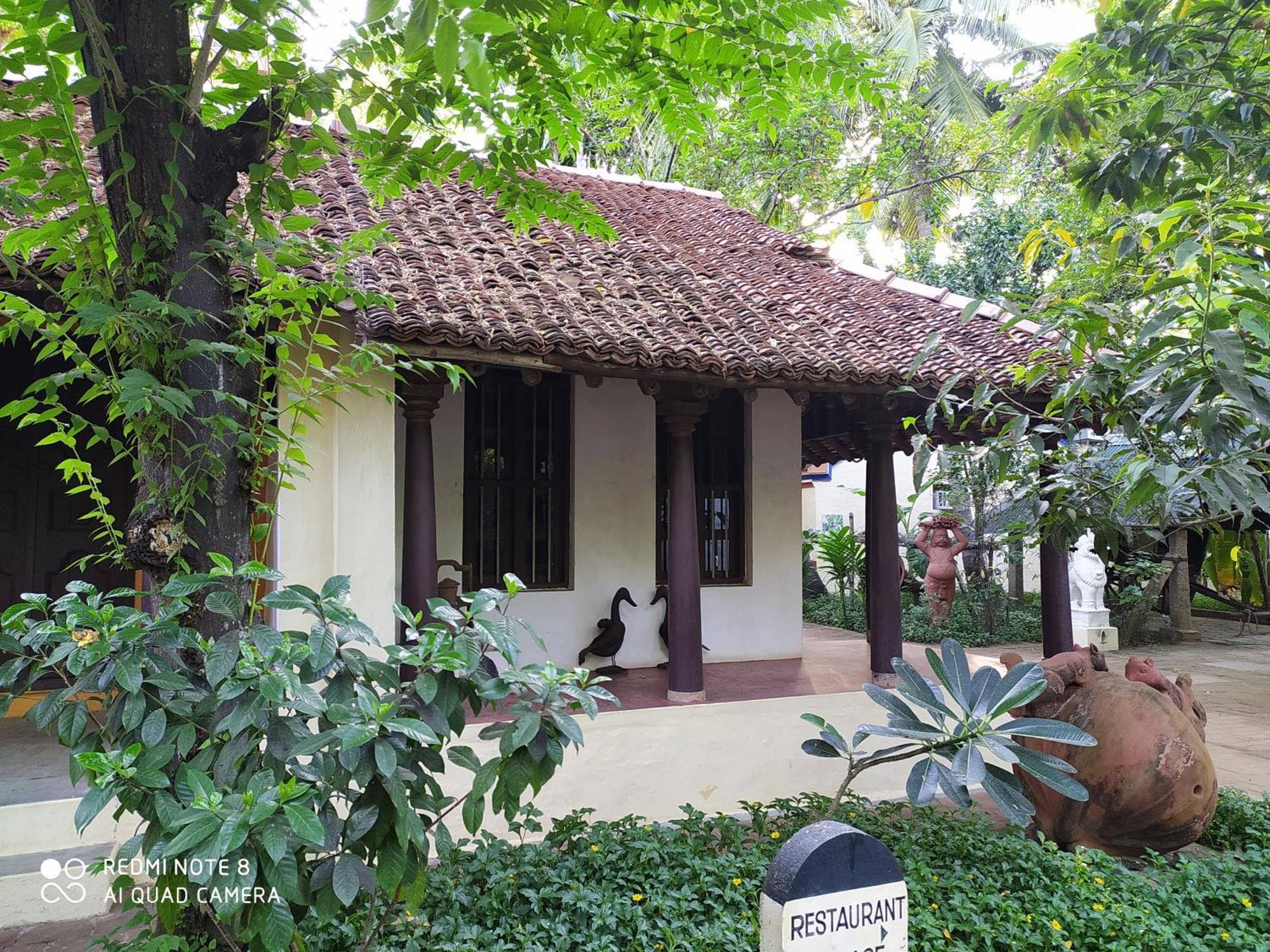 Indeco Hotels Swamimalai Kumbakonam Luaran gambar